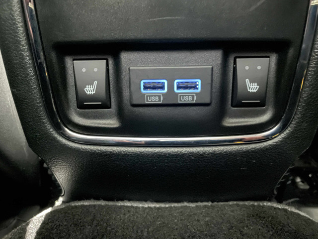 ジープ グランドチェロキー WK 10thアニバーサリー エディション 4WDの中古車