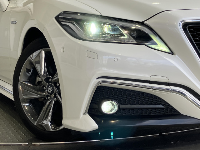 トヨタ クラウン ハイブリッド 2.5 RS アドバンスの中古車