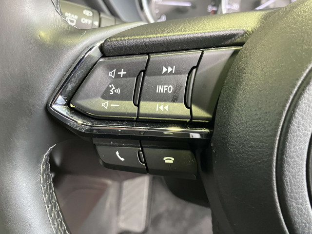 マツダ CXー8 2.2 XD Lパッケージ ディーゼルターボ 4WDの中古車