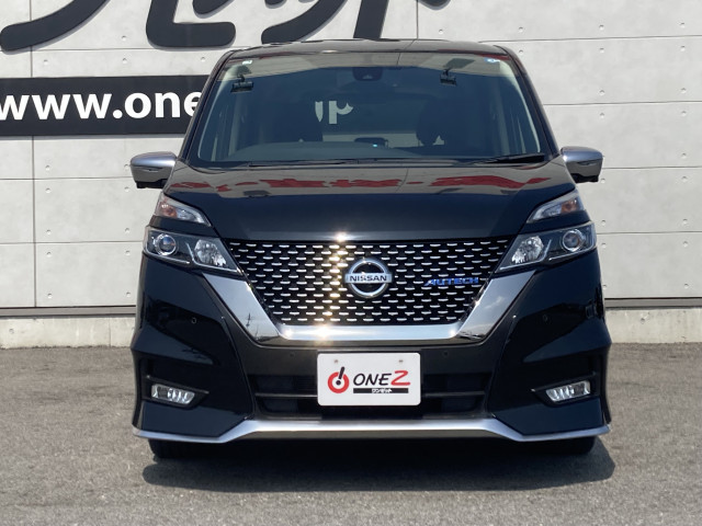 日産 セレナ 2.0 AUTECH スポーツスペックの中古車