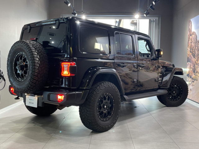 ジープ ラングラー アンリミテッド サハラ 3.6L 4WDの中古車