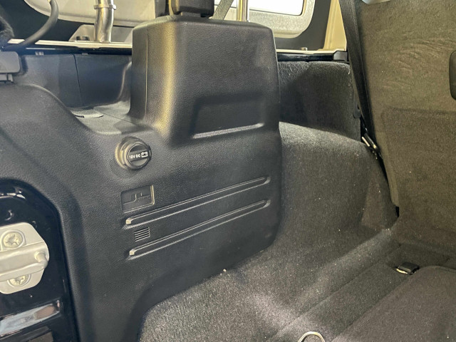 ジープ ラングラー アンリミテッド サハラ 3.6L 4WDの中古車