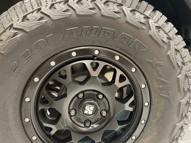 ジープ ラングラー アンリミテッド サハラ 3.6L 4WDの中古車