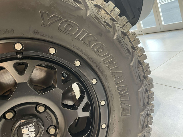ジープ ラングラー アンリミテッド サハラ 3.6L 4WDの中古車