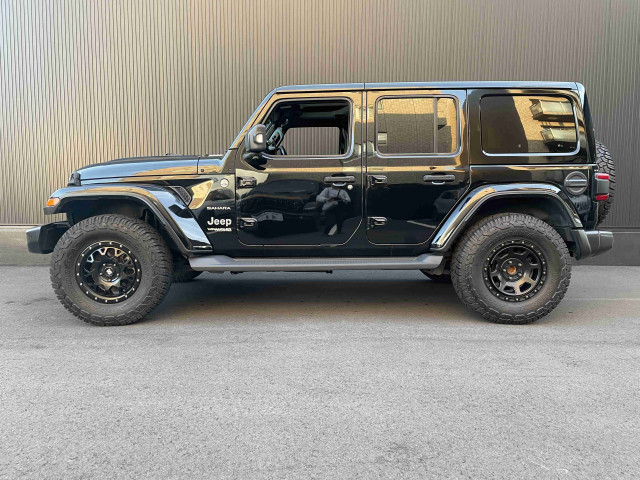 ジープ ラングラー アンリミテッド サハラ 3.6L 4WDの中古車