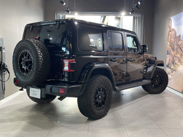 ジープ ラングラー アンリミテッド サハラ 3.6L 4WDの中古車