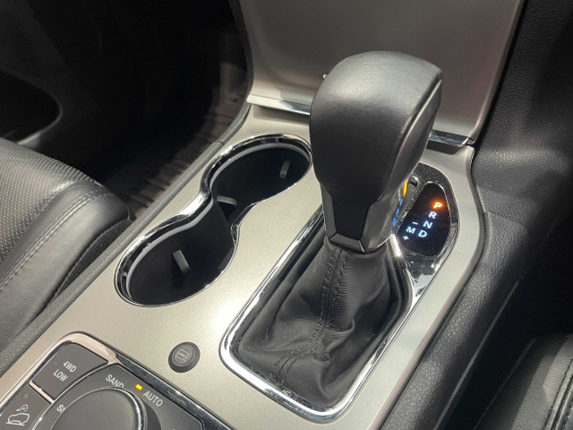 ジープ グランドチェロキー リミテッド 4WDの中古車