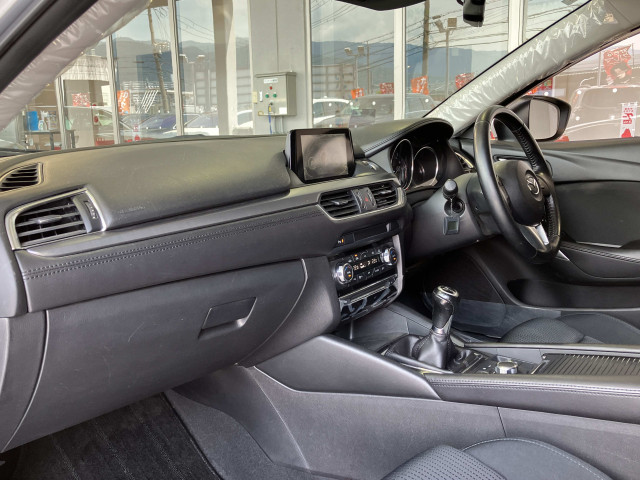 マツダ アテンザワゴン 2.2 XD プロアクティブ ディーゼルターボの中古車