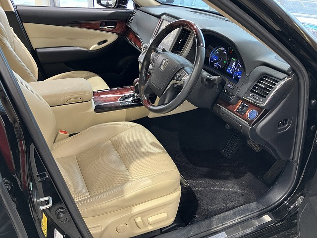 トヨタ クラウンマジェスタ 3.5 Fバージョンの中古車