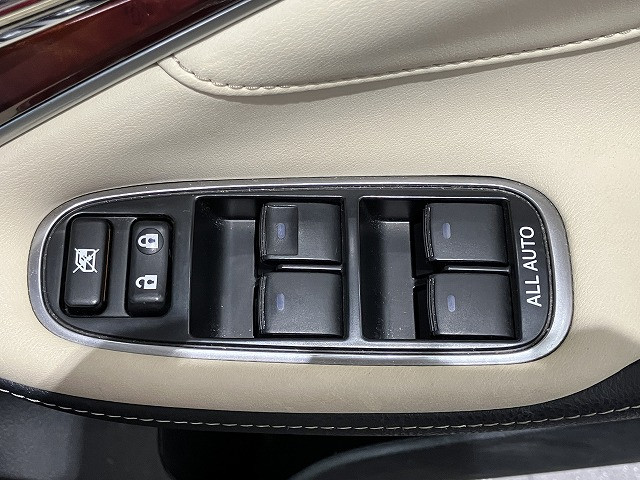 トヨタ クラウンマジェスタ 3.5 Fバージョンの中古車