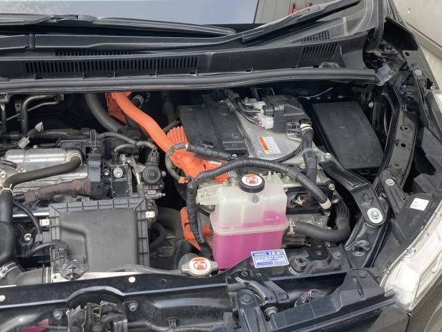 トヨタ ヴォクシー 1.8 ハイブリッド ZS 煌Ⅲの中古車