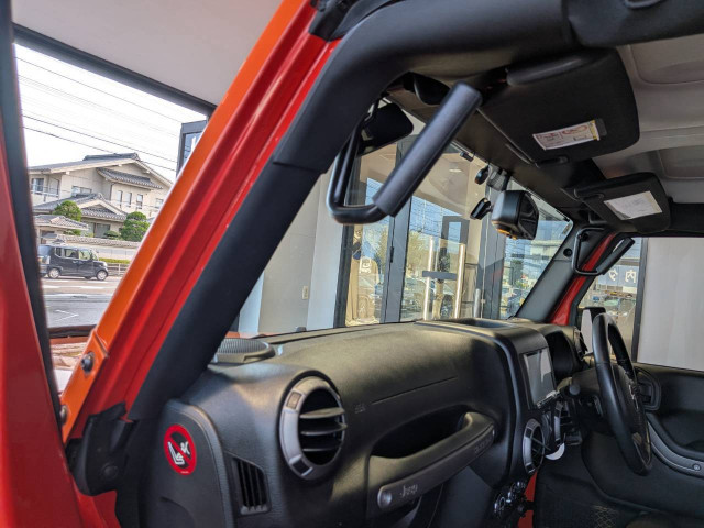 ジープ ラングラー アンリミテッド サンセット オレンジ 4WDの中古車