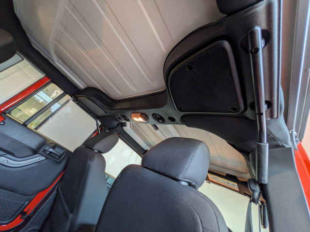 ジープ ラングラー アンリミテッド サンセット オレンジ 4WDの中古車