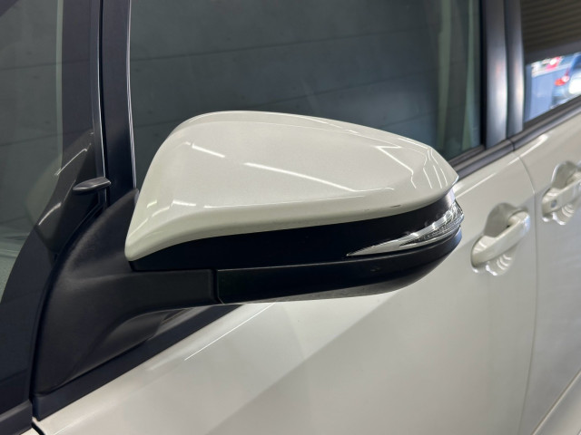 トヨタ ノア Xの中古車