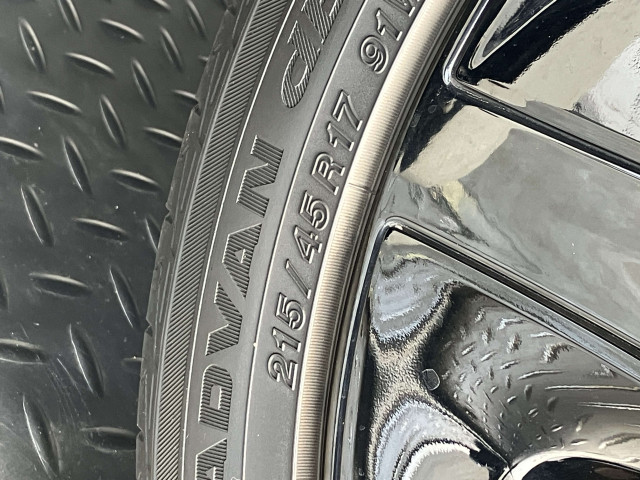 トヨタ プリウス 1.8 A ツーリングセレクションの中古車