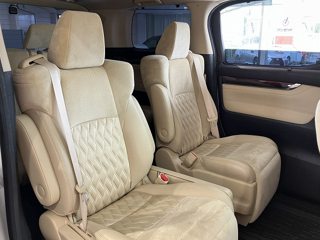 トヨタ アルファード 2.5 Gの中古車