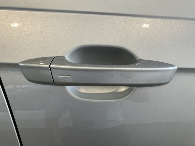フォルクスワーゲン ポロ TSI ハイラインの中古車