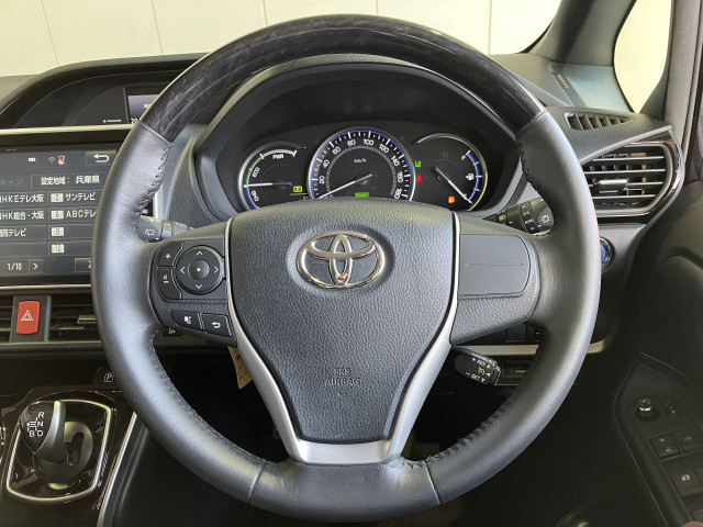 トヨタ エスクァイア 1.8 ハイブリッド Giの中古車
