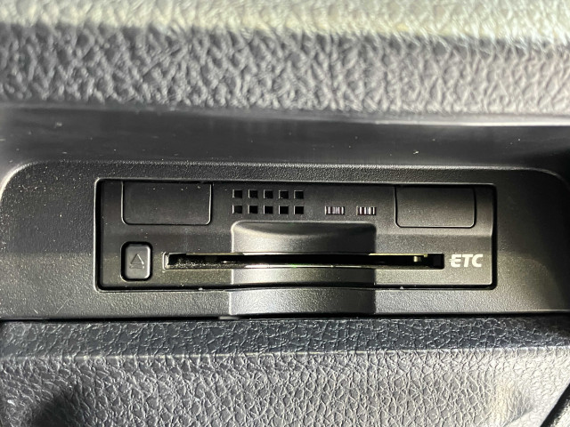 トヨタ エスクァイア 1.8 ハイブリッド Giの中古車