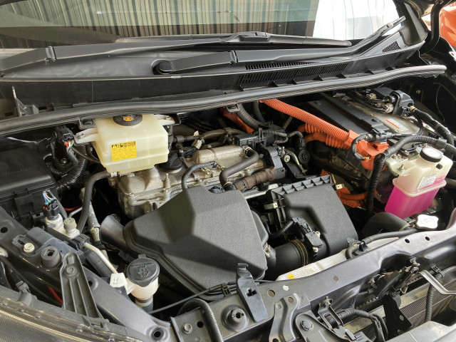 トヨタ エスクァイア 1.8 ハイブリッド Giの中古車