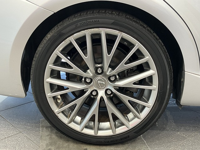 レクサス IS 200t Fスポーツの中古車
