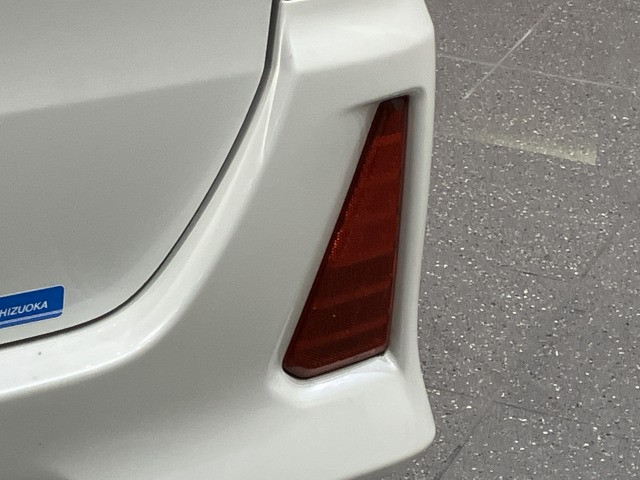 トヨタ ヴォクシー 1.8 ハイブリッド ZS 煌Ⅲの中古車