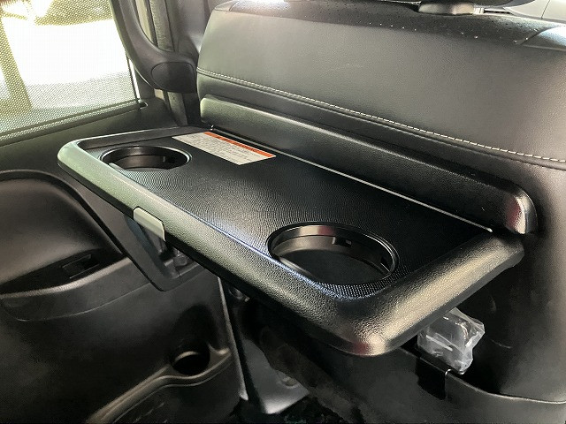 トヨタ ヴォクシー 1.8 ハイブリッド ZS 煌Ⅲの中古車