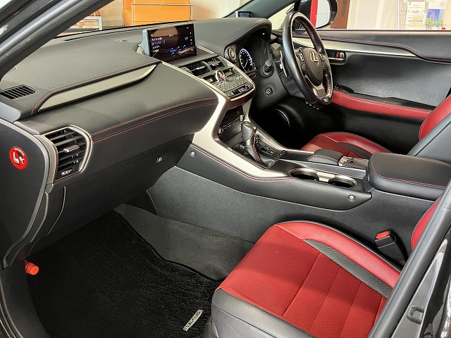 レクサス NX 300 Fスポーツの中古車