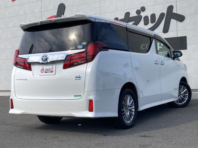 トヨタ アルファード ハイブリッド 2.5 S E-Four 4WDの中古車
