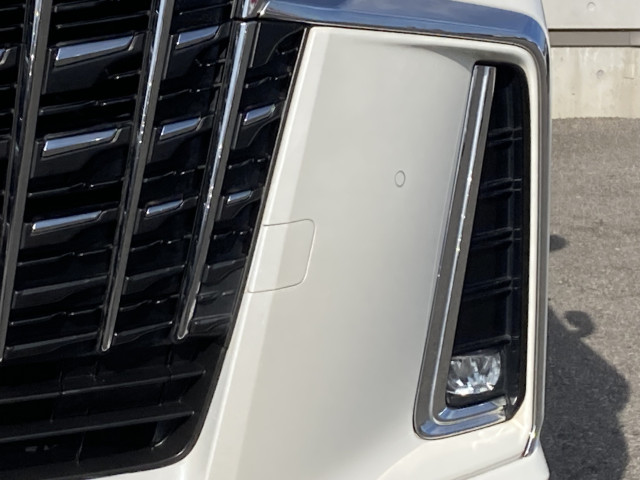 トヨタ アルファード ハイブリッド 2.5 S E-Four 4WDの中古車