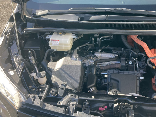 トヨタ ヴォクシー 1.8 ハイブリッド ZS 煌Ⅲの中古車