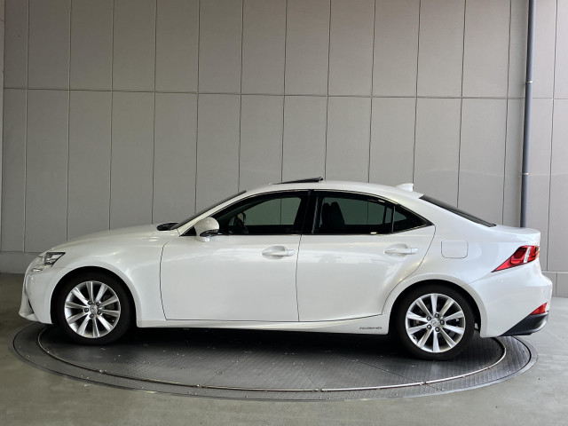 レクサス IS 300hの中古車