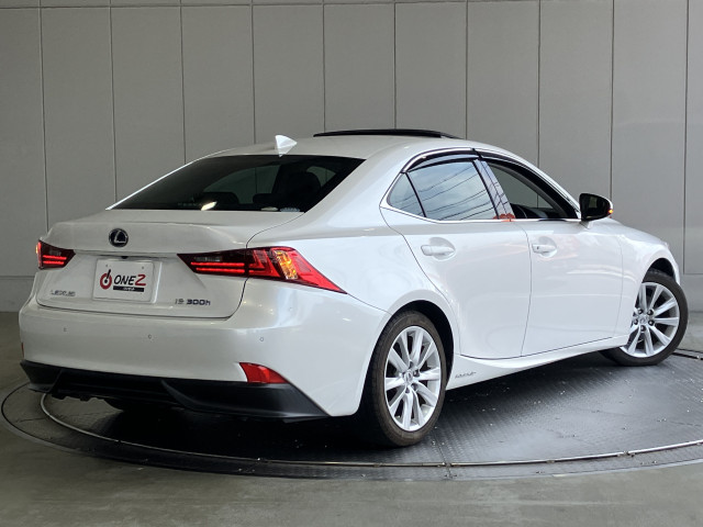 レクサス IS 300hの中古車