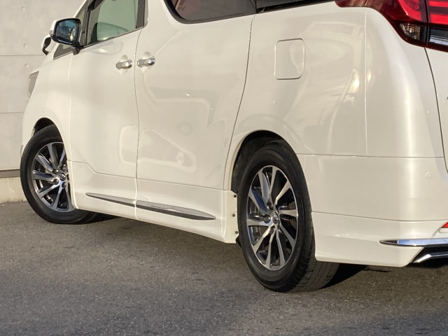 トヨタ アルファード 2.5 G 4WDの中古車