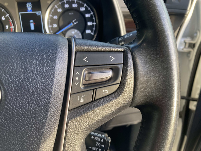 トヨタ アルファード 2.5 G 4WDの中古車
