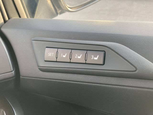 トヨタ アルファード 2.5 G 4WDの中古車