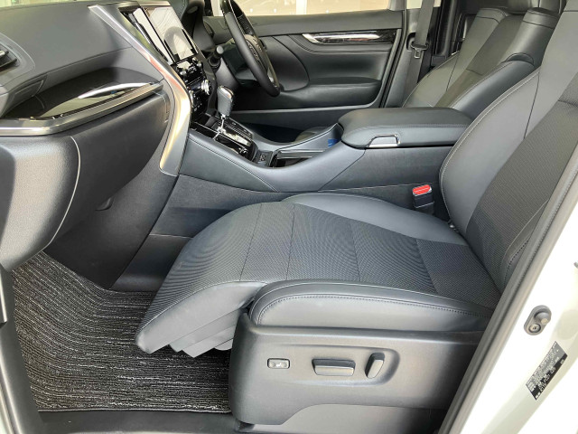 トヨタ アルファード 2.5 S Cパッケージの中古車