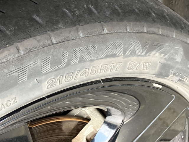 トヨタ プリウス 1.8 S ツーリングセレクションの中古車