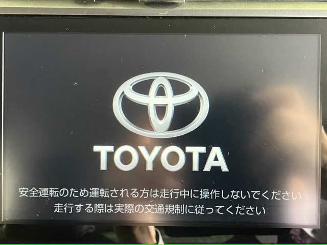 トヨタ プリウス 1.8 S ツーリングセレクションの中古車