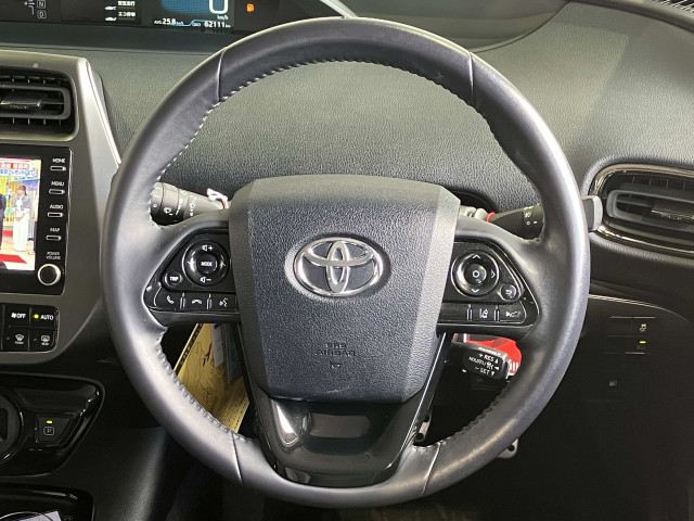 トヨタ プリウス 1.8 S ツーリングセレクションの中古車