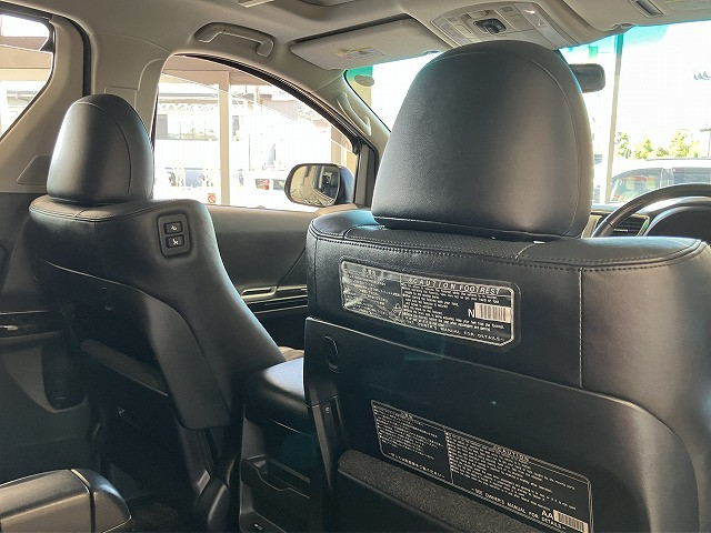 トヨタ アルファードハイブリッド 2.4 SR Cパッケージ 4WDの中古車