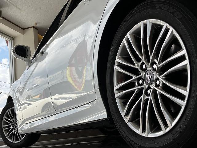 トヨタ クラウンハイブリッド ハイブリッド 2.5 Sの中古車