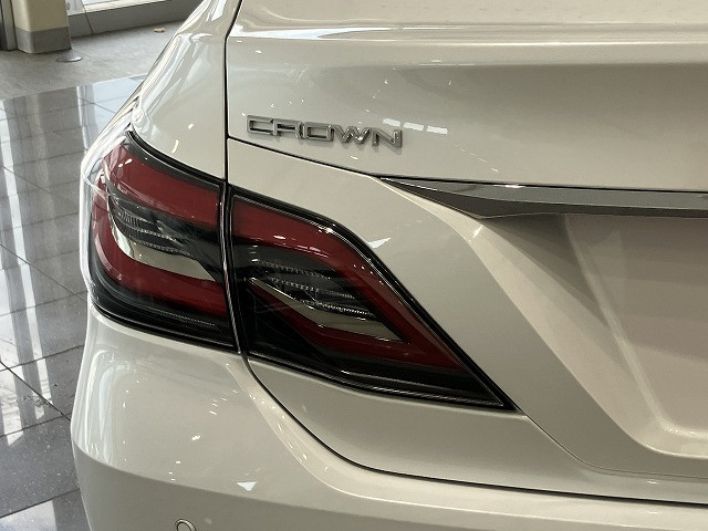 トヨタ クラウンハイブリッド ハイブリッド 2.5 Sの中古車