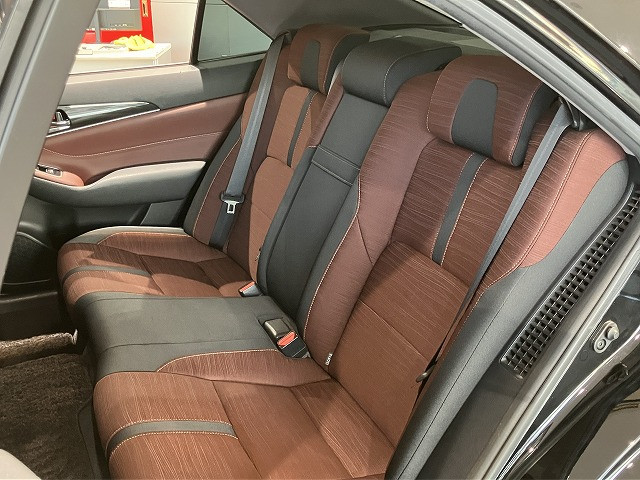 トヨタ クラウンアスリートハイブリッド ハイブリッド 2.5 Sの中古車