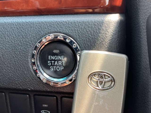 トヨタ ヴェルファイア 2.4 Z プラチナセレクションⅡの中古車