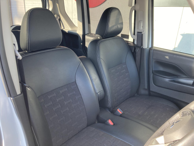 三菱 デリカミニ 660 T プレミアム リミテッド エディションの中古車