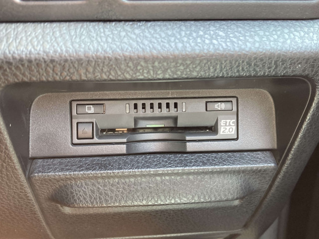 トヨタ ヴォクシー 1.8 ハイブリッド ZS 煌Ⅲの中古車
