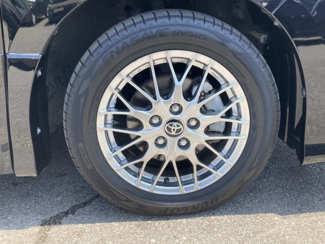 トヨタ ヴォクシー 1.8 ハイブリッド ZS 煌Ⅲの中古車