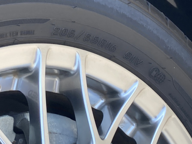トヨタ ヴォクシー 1.8 ハイブリッド ZS 煌Ⅲの中古車