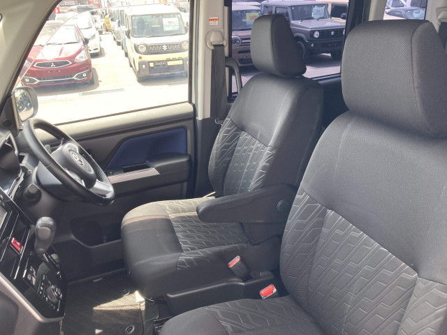 トヨタ ルーミー 1.0 カスタム G Sの中古車